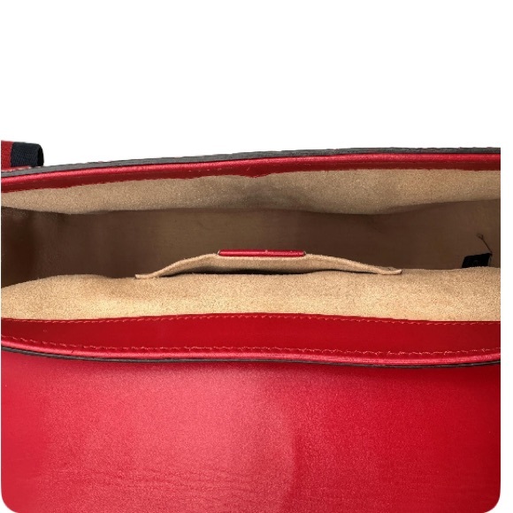 Gucci Red Padlock Guccissima Leather Saddle Bag with Keys & Cloche Guitar Strap - Picture 7 of 7
